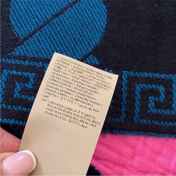 Versace 100% wool Black and Teal Patterned Scarf, 71 x14 inch - Picture 7 of 7